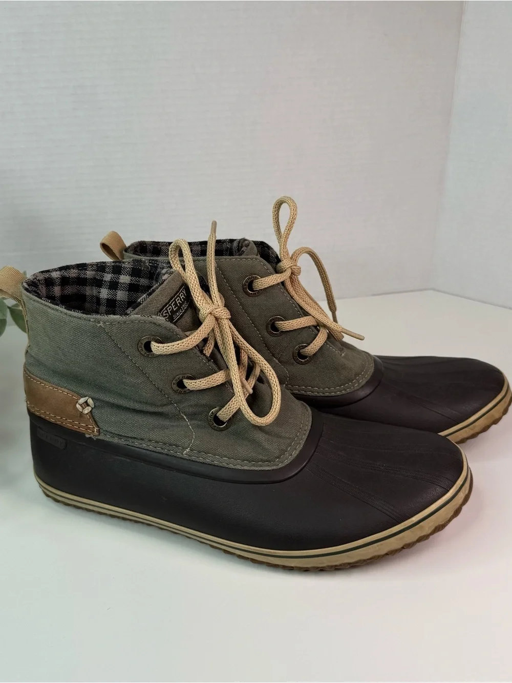Sperry Top-Sider Schooner 3-Eye Duck Boot Women's Size 11M Rubber Wool Plaid